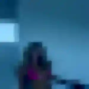 Contacte Svetlana, 20 ans à Rochefort gratuitement