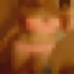 Profil de Adeline à Rosporden (32 ans) - rencontre coquine discret