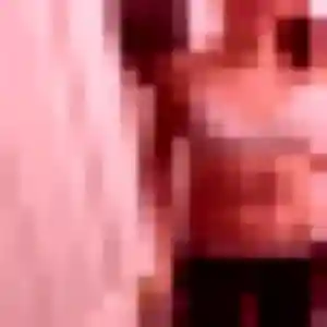 Contacte Noura, 19 ans à Rueil-Malmaison en privé