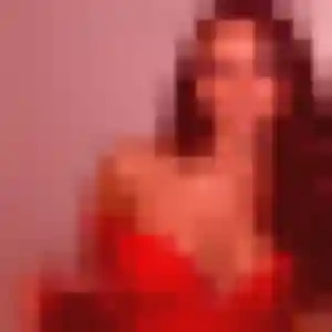 Virginie, 20 ans, connectée à Rueil-Malmaison pour un rencontre coquine