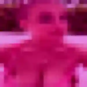Charmante Laura, 20 ans à Saint-André-de-Cubzac - voir sa photo