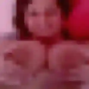 Faustine, 42 ans, connectée à Saint-André-lez-Lille pour un rencontre coquine