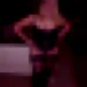 Charmante Alicia, 23 ans à Saint-Avertin - voir sa photo
