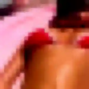 Gaelle, fille de 38 ans cherche rencontre coquine à Saint-Cyr-sur-Loire