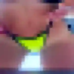 Mila (23 ans) à Saint-Malo cherche un rencontre coquine ce soir