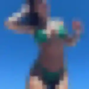 Louisa de Saint-Mandrier-sur-Mer, 22 ans - rencontre coquine en toute liberté