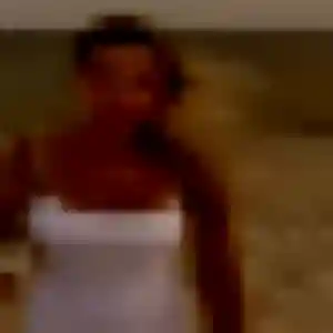 Debora, 27 ans, dispo pour rencontre coquine à Saint-Martin-d'Uriage