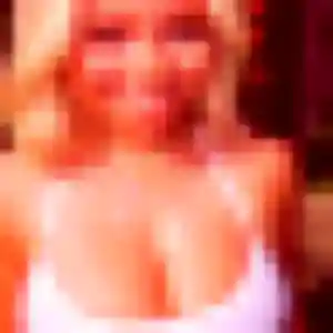 Photo privée de Sibylle, 40 ans à Saint-Pryvé-Saint-Mesmin - rencontre coquine