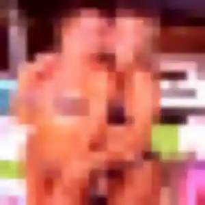 Nolwenn, 37 ans, connectée à Saint-Saturnin-lès-Avignon pour un rencontre coquine