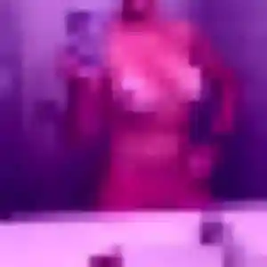 rencontre coquine à Saint-Xandre : profil de Alicia, 41 ans - sans engagement