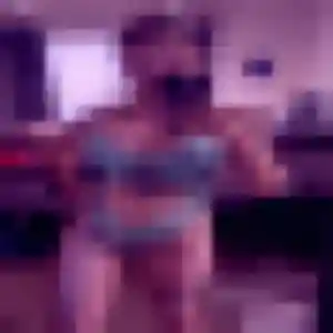Manon, 26 ans, connectée à Sérignan pour un rencontre coquine