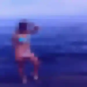 Brune, 29 ans, connectée à Surzur pour une rencontre coquine