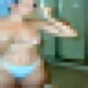 Helena, 36 ans, cherche un rencontre coquine à Talmont-Saint-Hilaire