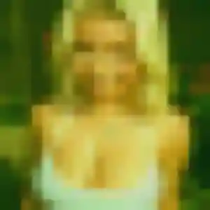 Photo de Monique à Terville (24 ans) - rencontre coquine anonyme