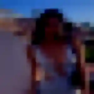 Découvre Debora, 35 ans à Trets gratuitement