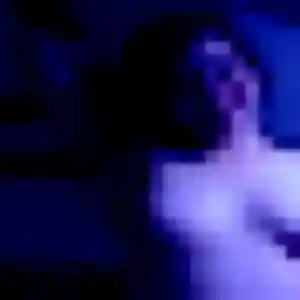 rencontre coquine à Val-de-Reuil : photo de Karen, 19 ans - accès libre