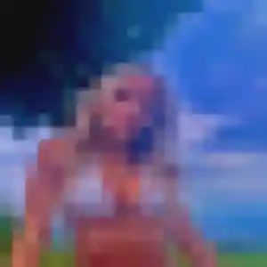 Rejoins Nadia, 29 ans à Vallet en t'inscrivant