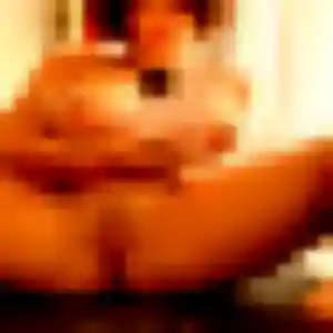Belle Caroline, 20 ans à Villemomble - découvrir son profil